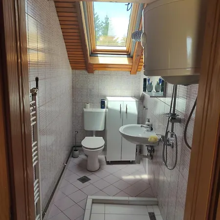 Holiday home Vikendica Majevicka Oaza *